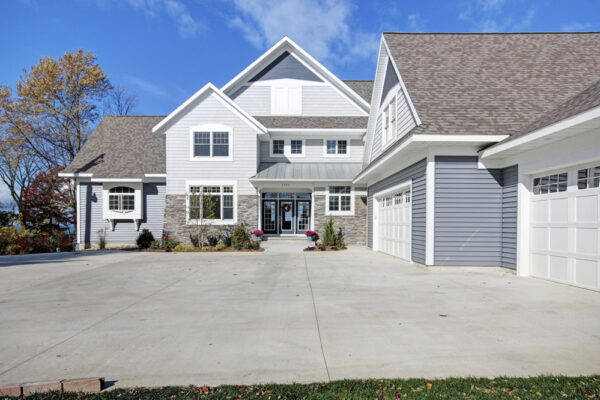 Waters Edge Exterior | David Bos Homes