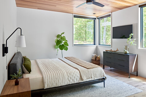 Hillside Bedroom | David Bos Homes