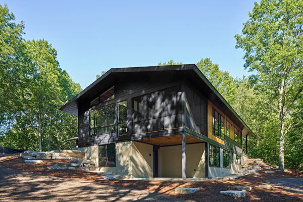 Hillside Exterior | David Bos Homes