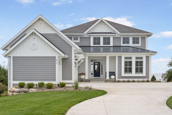 Tradewind Front of Home | David Bos Homes