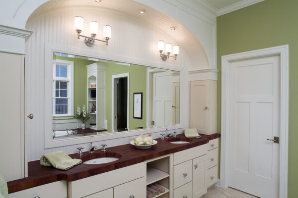 Sea Breeze Bath | David Bos Homes