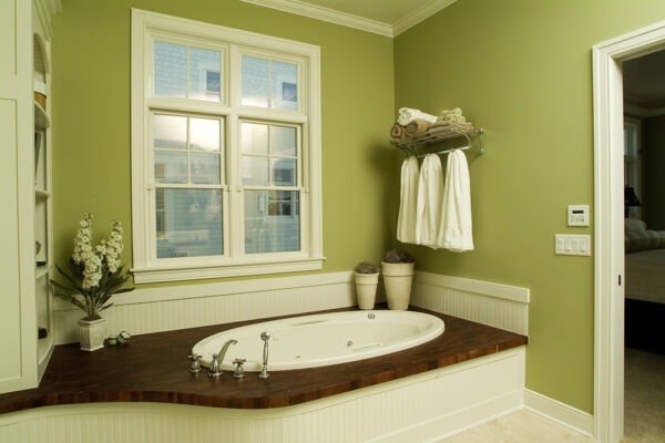 Sea Breeze Bath | David Bos Homes
